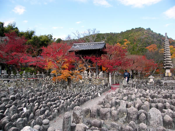 化野念仏寺の紅葉