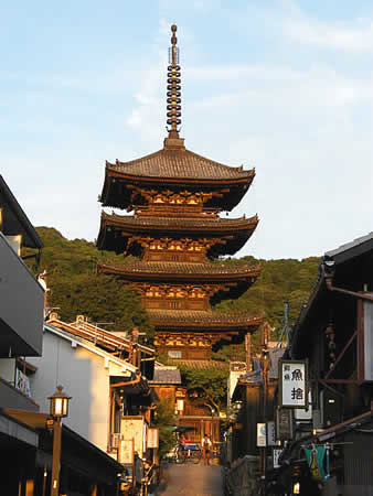Yasaka-no-to