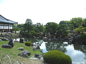 二の丸御殿庭園の写真