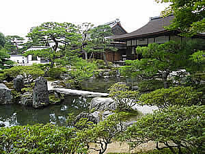 池泉回遊式庭園の写真