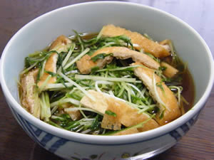 京水菜とお揚げの炊いたんの写真