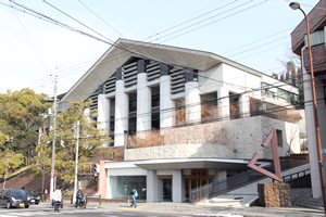 京都造形芸術大学芸術館